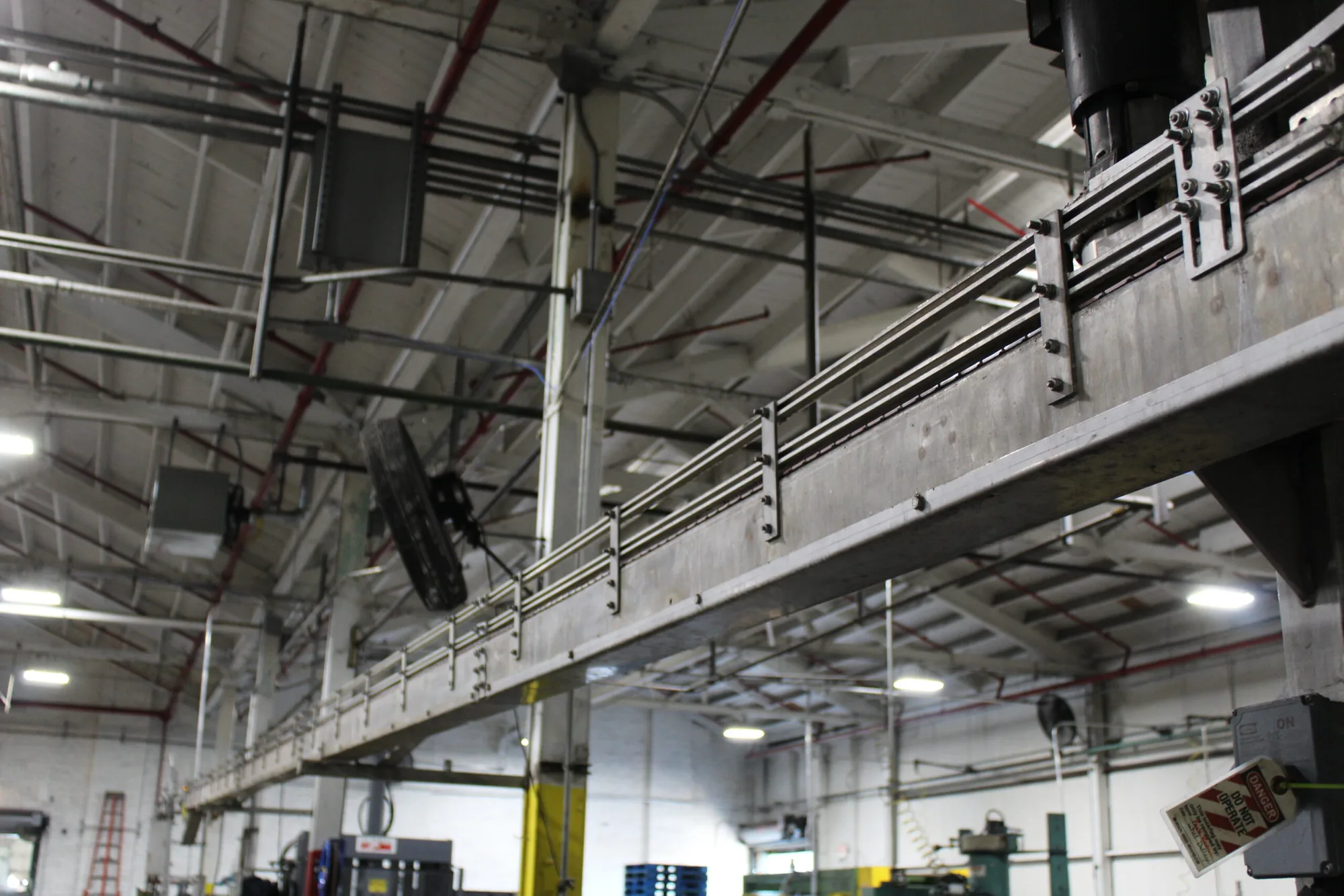 Single Full Can Conveyor