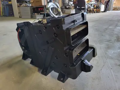 NEW KOMATSU 208-979-7612
