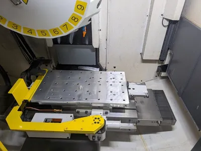 2018 FANUC ROBODRILL ALPHA D21LIB5 Drilling & Tapping Centers | Lion Machinery (7)