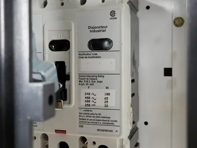 Used EATON CUTLER-HAMMER HFD3060S Switchgears British Columbia CA | Lenmark #239887