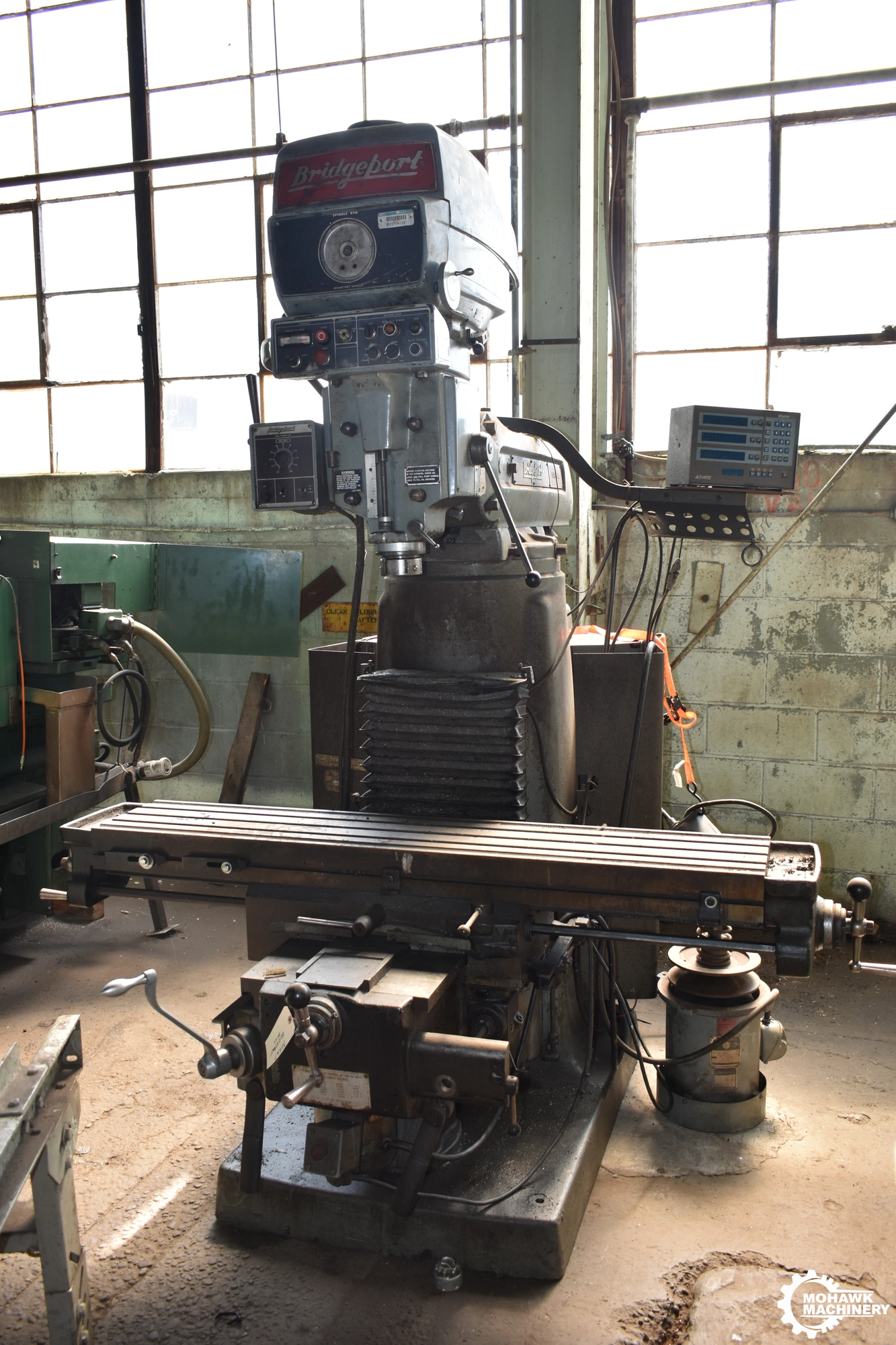 4 HP BRIDGEPORT "4J” SERIES-II MANUAL VERTICAL MILL - MANUAL TABLE TRAVELS ONLY - POWER DOWN FEED TO SPINDLE