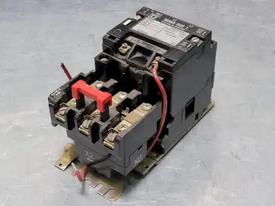 USED SQUARE D 8536SCO3V02S