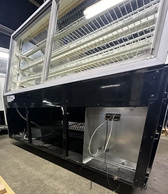 174-0187 Federal SN59 59" Remote Full Service Bakery Case Cooler