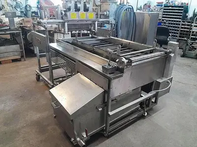 BELSHAW DD200 / C300 Donut Fryer System | Harvest Equipment and Fabrication Inc (2)