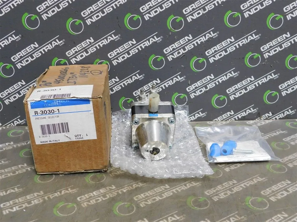 USED JOHNSON CONTROLS R-3030-1
