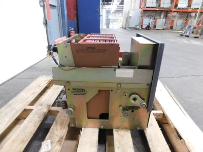 Used Westinghouse DS-206S Circuit Breakers Ohio US | Equipment Recovery Corp. #1329739