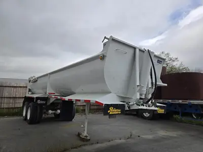 USED 1985 RELIANCE 28FT