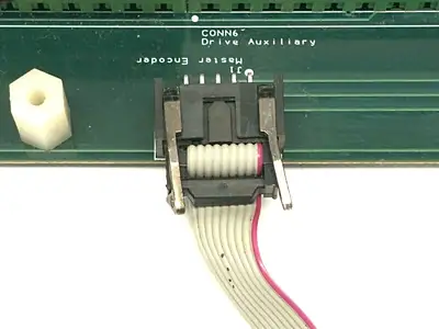 APEXRetrofit,P93519 | Global Controls APEXRetrofit Rev E PCB Control Board w/ Cables P93519 BENT LATCH - Used