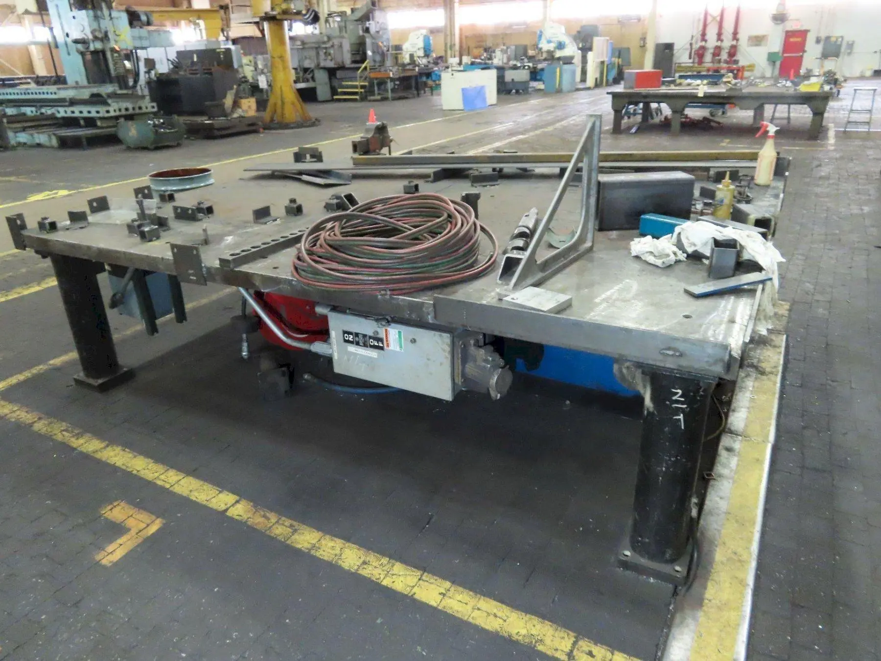 120" X 100" HEAVY DUTY STEEL LAYOUT WORK STATION TABLE: STOCK #23551