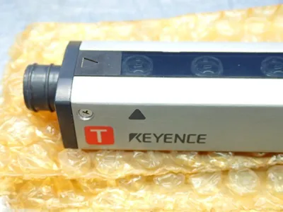 NEW KEYENCE PJV22