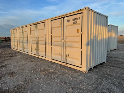 40FT CONTAINER WITH 4 DOORS  2025	Unused	IRC40