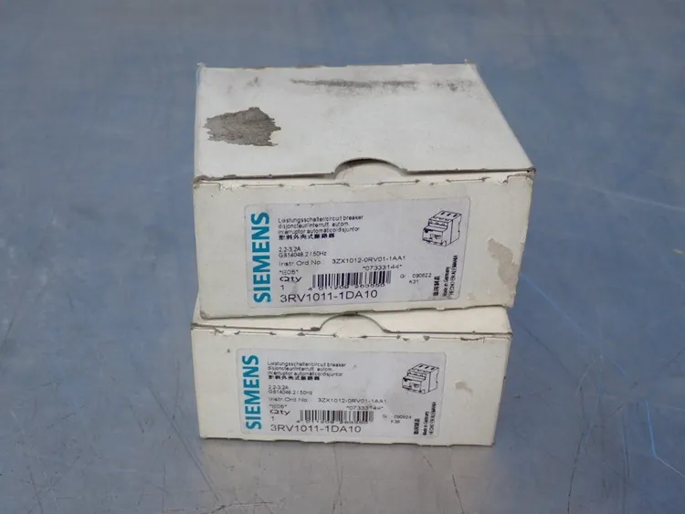 Used SIEMENS 3RV10111DA10 Circuit Breakers | HGR 24 #731894