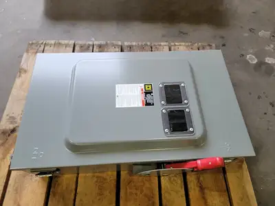 NEW SQUARE D CHU364AWK