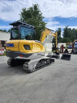USED 2024 XCMG XE60