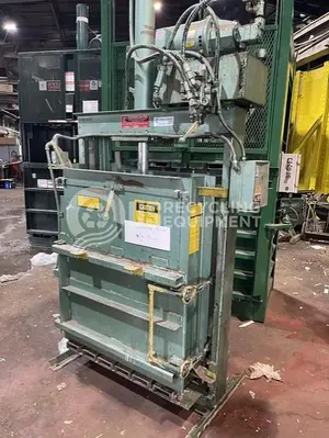 Used CONSOLIDATED BALER STDC-2 36 INCH VERTICAL CLOTH/CARDBOARD BALER Balers Pennsylvania US | US Recycling Equipment #1343465