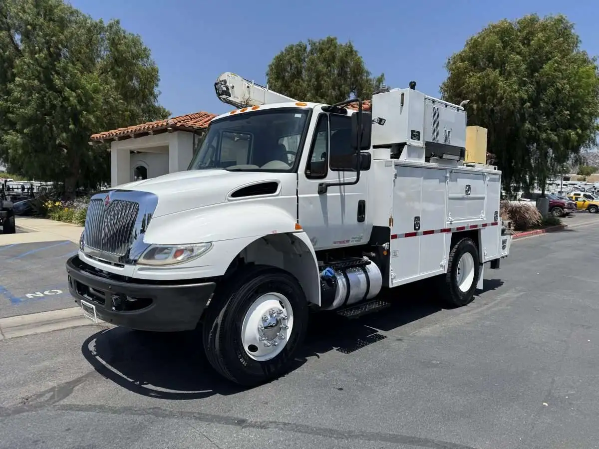 Used 2016 INTERNATIONAL 4300 Box trucks California US | Commerce Truck Equipment Sales #1548308
