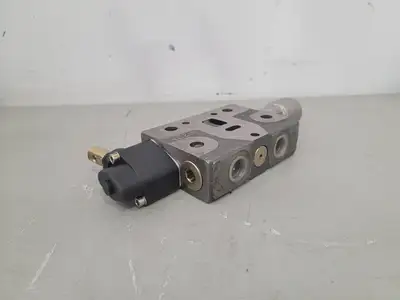 Hydraulic Valve Section 1235, 10201