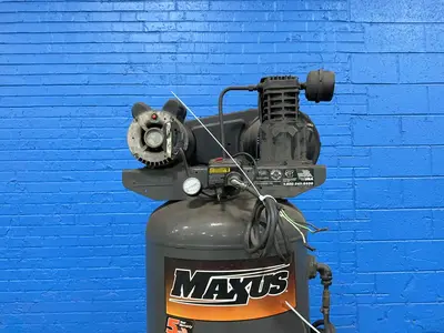 Used MAXUS EX840100AJ Lubricated Reciprocating Air Compressors Ohio US | HGR 24 #1404607