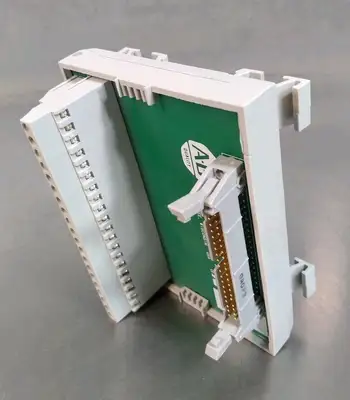 Allen Bradley 1492-IFM40F / A Interface Module Loc3C29