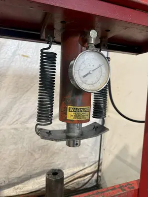 55 TON CAROLINA INDUSTRIAL HYDRAULIC H-FRAME PRESS. STOCK #0430826