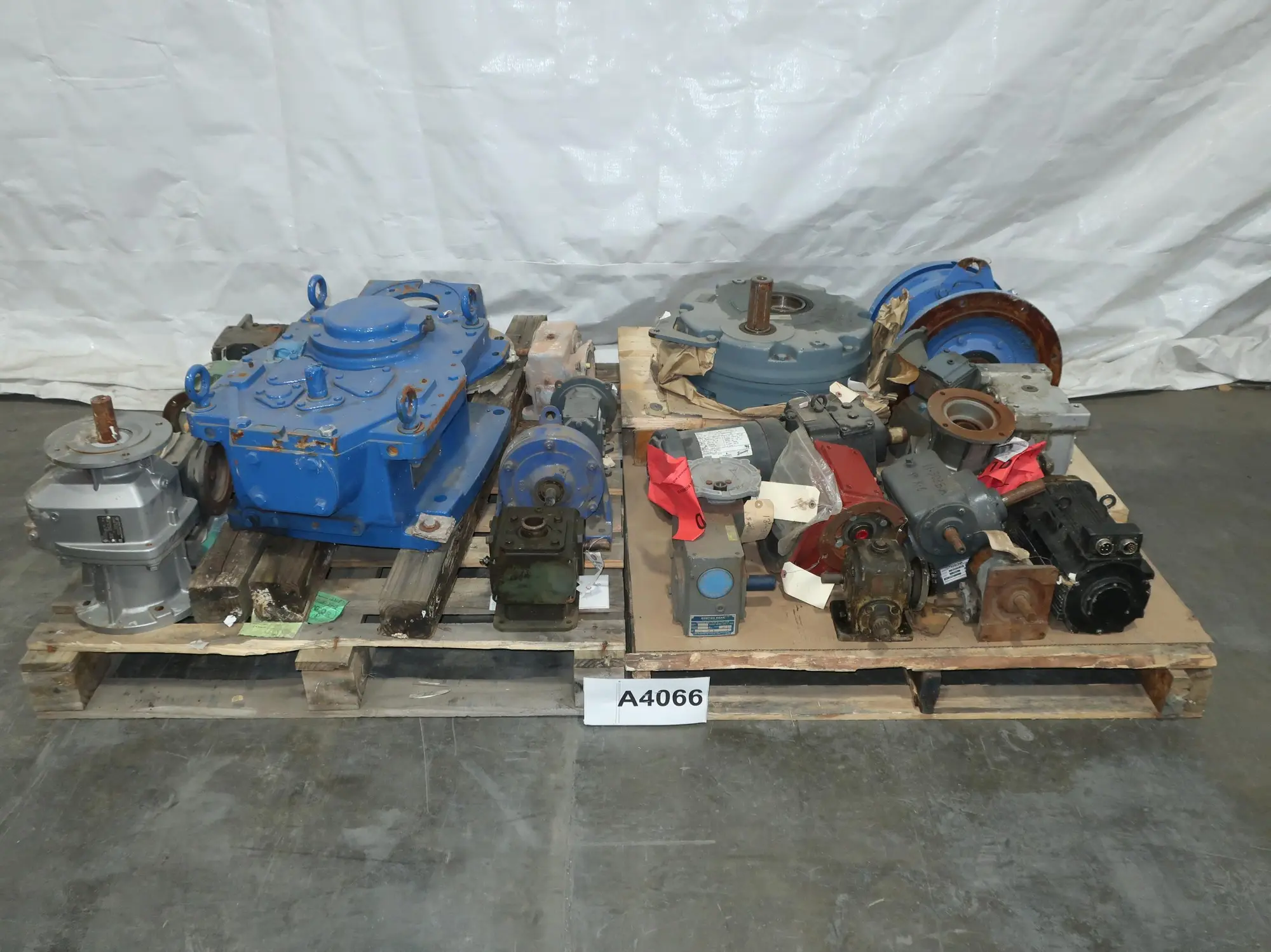 2 PALLETS OF ASSORTED GEAR REDUCERS