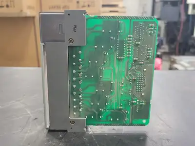 SLC500 Output Module 1746-OX8