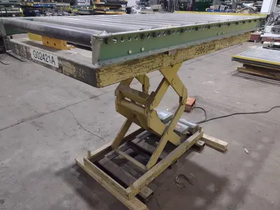 4,000 LBS X 72" X 36" GLOBE INTERNATIONAL HYDRAULIC SCISSOR LIFT TABLE, 110 VOLT: STOCK #20941