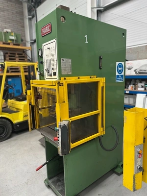 Used 2002 HARE 25HP Hydraulic Presses GB | Charter Auctions #1398553