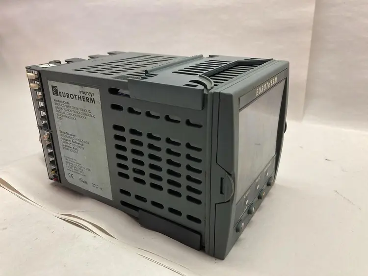 Used EUROTHERM 3504/CC/VH/1/XX/X/1/XXX/G Industrial Controls Ohio US | Surplus Asset Holdings #1240965