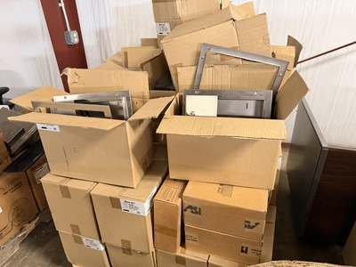 Used HUGE LOT OF TOILET PAPER ROLL HOLDERS, AND PAPER TOWEL DISPENSERS. _UNKNOWN_ Janitorial Equipment Michigan US | Miedema Asset Management Group #1403027