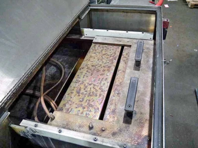 Strip Cleaning System, Bathy's