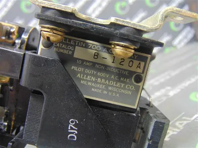 Allen Bradley 700-B120A Type B AC Relay 110/120V Coil New NIB