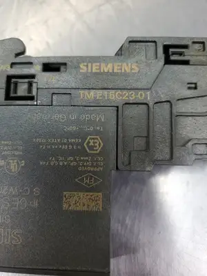 Used Siemens 6ES7131-4BD01-0AA0 SIMATIC S7 Module w/TM-E15C23-01 Base PLC Processors South Carolina US | Palmetto Automation #1521166