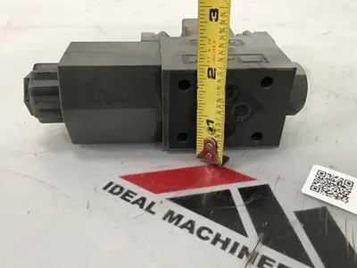 USED YUKEN DSG-01-2B2-D24-50251