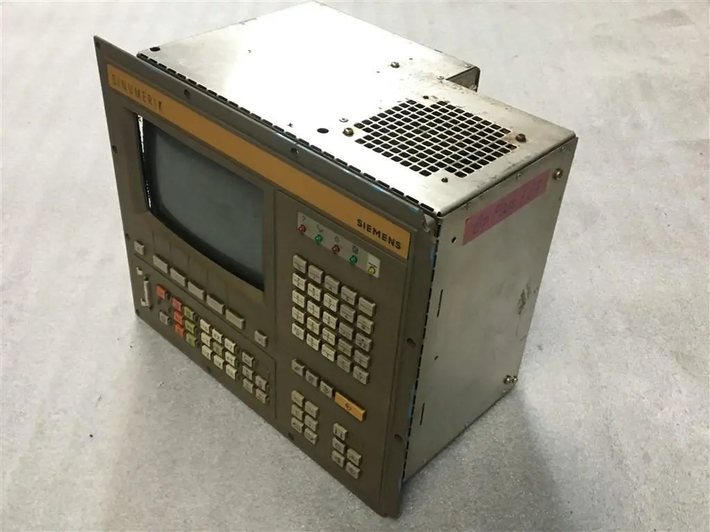 USED SIEMENS SINUMERIK 810 M