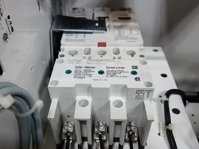 USED EATON SVX005A1-5A4N1