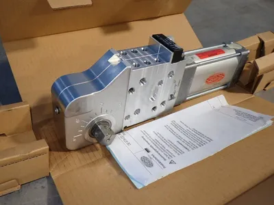 USED DESTACO 82M3E23005NL81