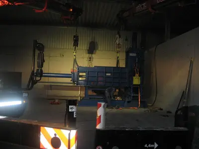 USED 2013 ATM SCRAP BALER 40X40