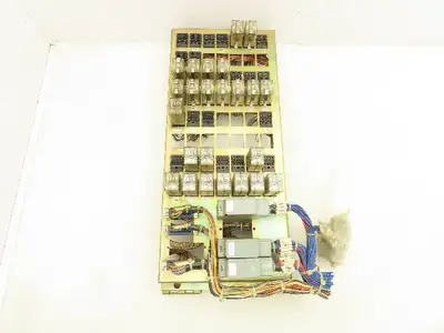 Okuma LC20-8808-2ST Machine Relay Control Panel Relays Sockets