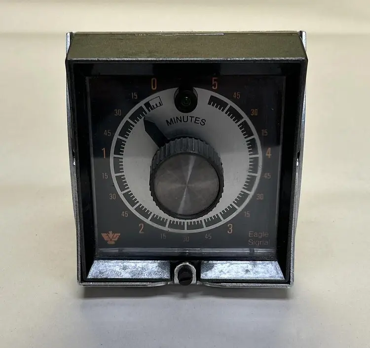 Used EAGLE SIGNAL 3054023 Timers Ohio US | Surplus Asset Holdings #1233936