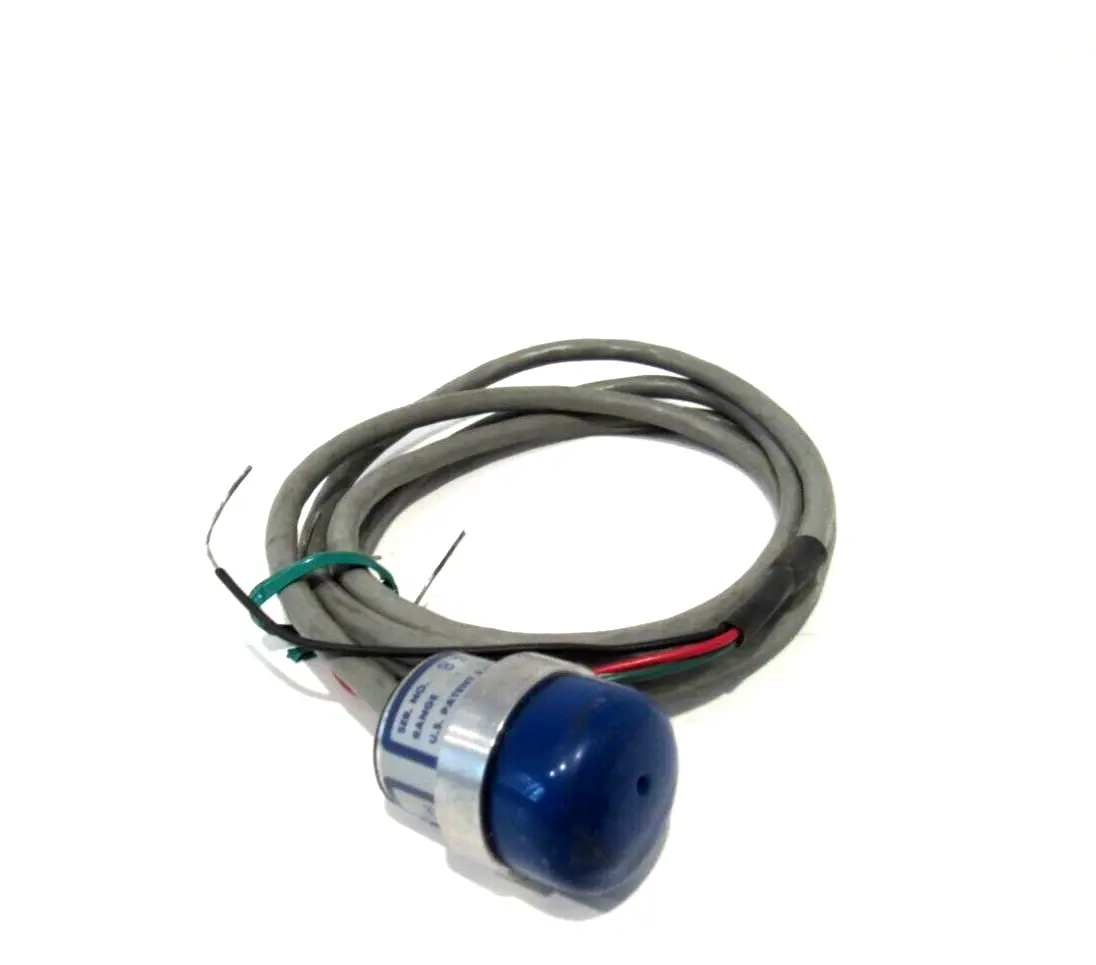 NEW DATA INSTRUMENTS MODEL AB PRESSURE TRANSDUCER 0-3000 PSI