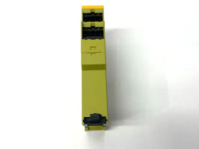 USED PILZ SAFETY RELAY 24V 777301 NO TERMINALS