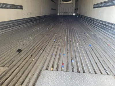 USED 2002 UTILITY 48FT