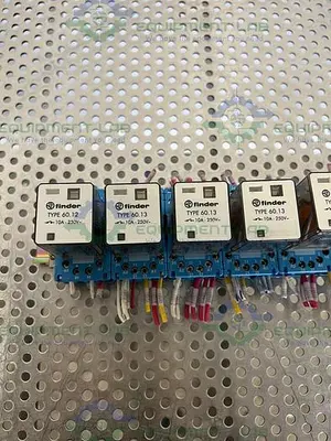 USED LOT OF 15 - FINDER 60.13 RELAY 250V, 10A W/ FINDER 90.112 SOCKET