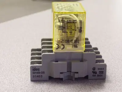 Used Idec Relay RH4B-U (SH4B-05) Relays & Switches Arizona US | ASSET CONVERSION SPECIALISTS, INC. #307122