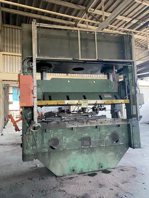 USED 1979 PACIFIC 300D10-60