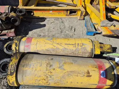 830E-DC RH Hoist Cylinder - 39,021 hrs