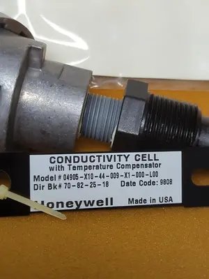 New | in-Stock HONEYWELL 04905-X10-44-009-X1-000-L00 Industrial Controls Ohio US | Surplus Asset Holdings #1243038