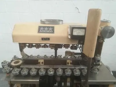 Arenco model GAB Metal Tube Filler & Sealer