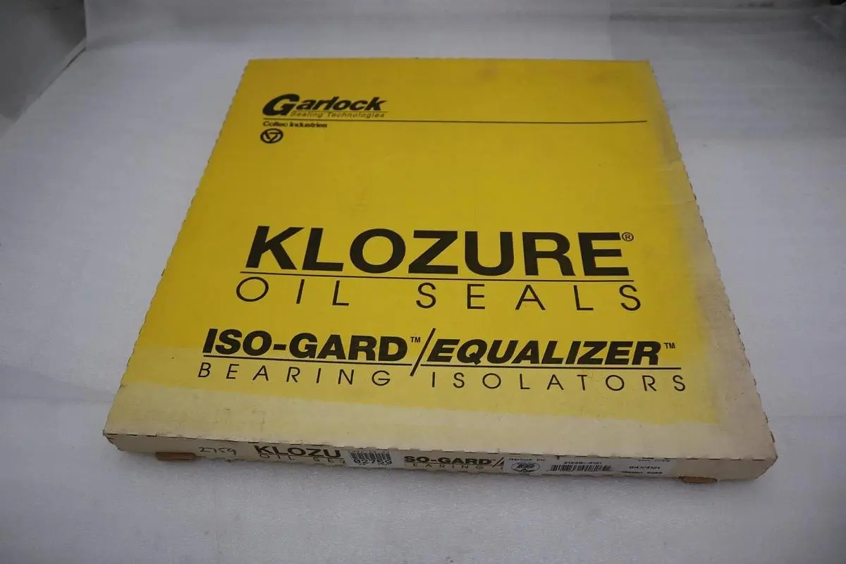 GARLOCK KLOZURE 21238-4121 / 212384121 NEW UNIT (FOUR AVAILABLE) STOCK 2243B